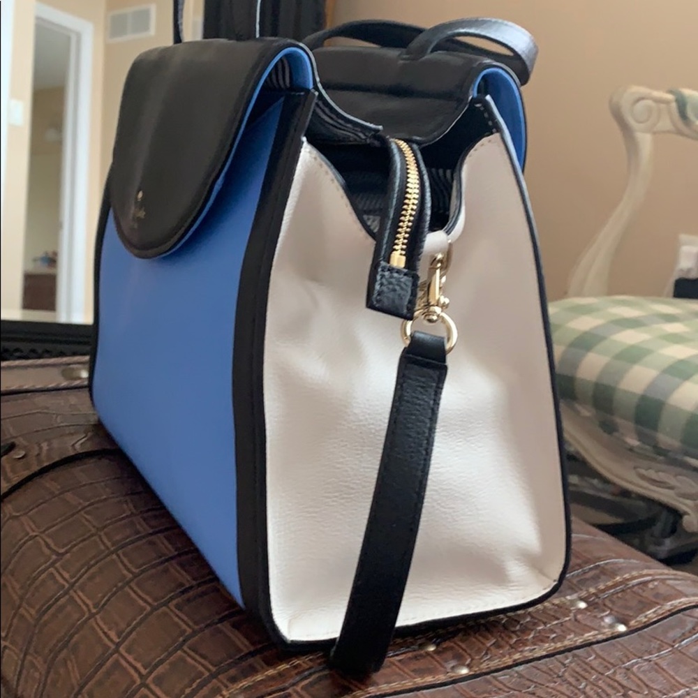 Handbag - Picture 5 of 5